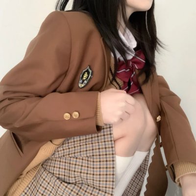 女孩不微笑封面