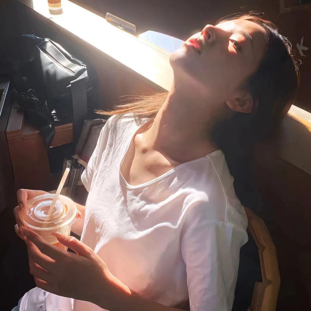 热血废柴中介第三季封面